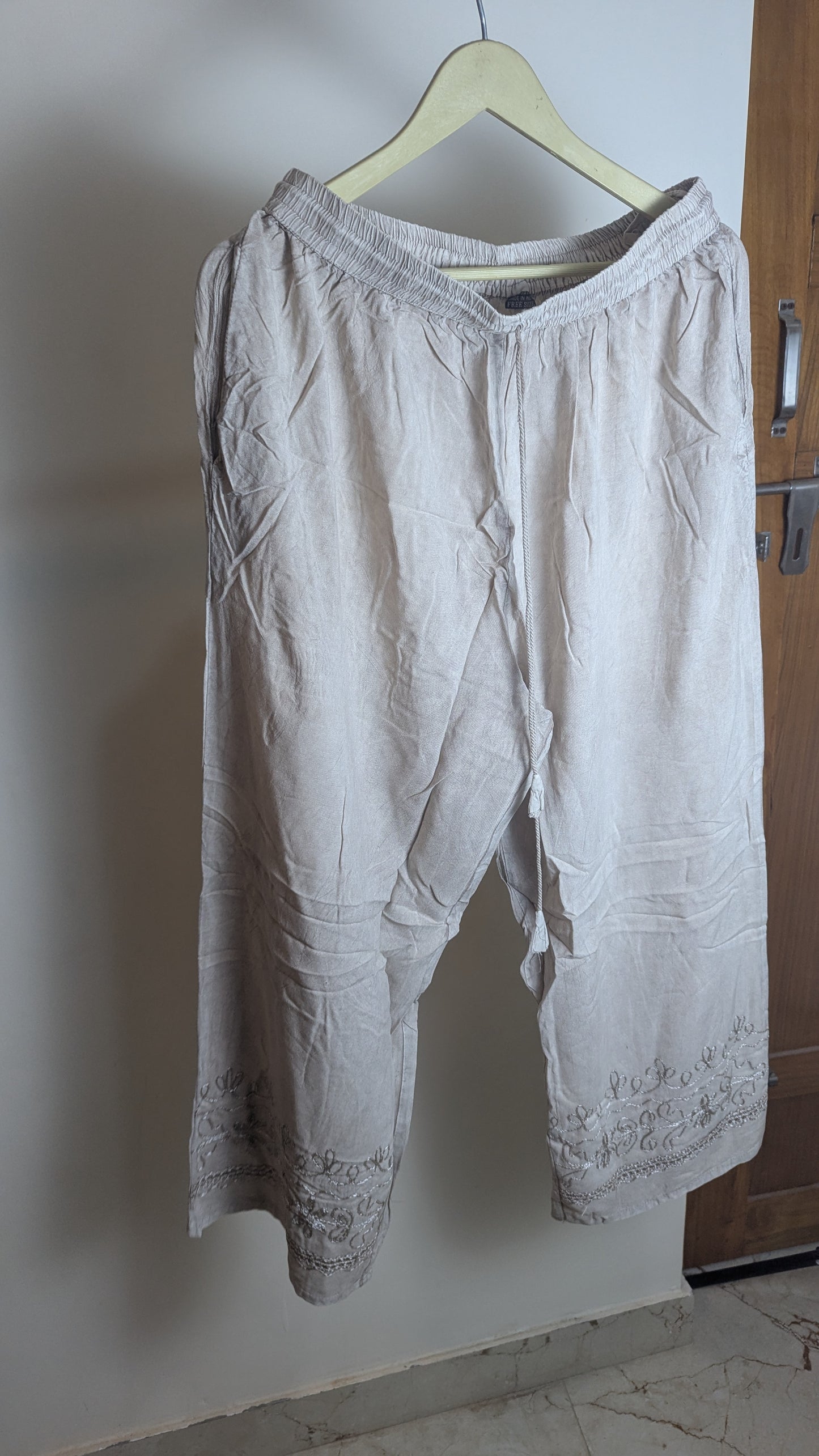 Pure Earth Artisanal Pajamas | 100% Breathable Light Grey Cotton