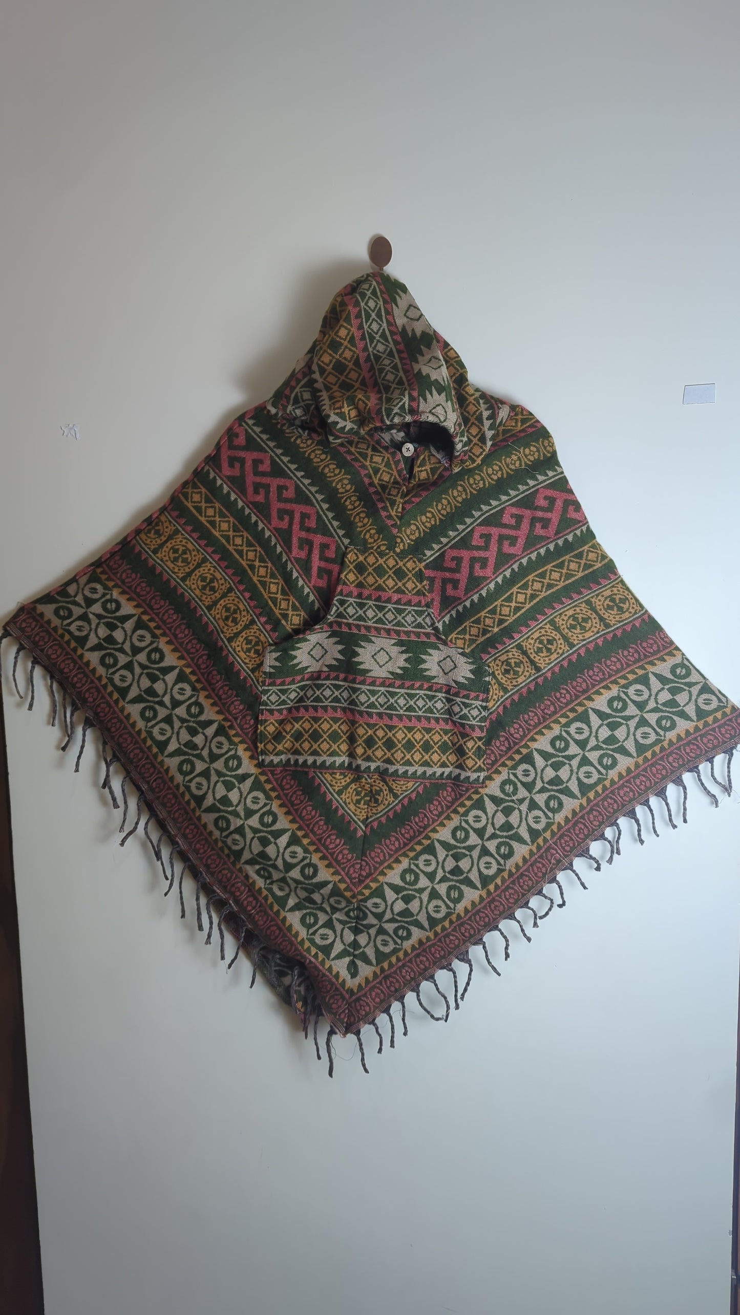Forest Green Himalayan Heritage Hooded Poncho – Earth-Tone Geometric Tribal Wrap