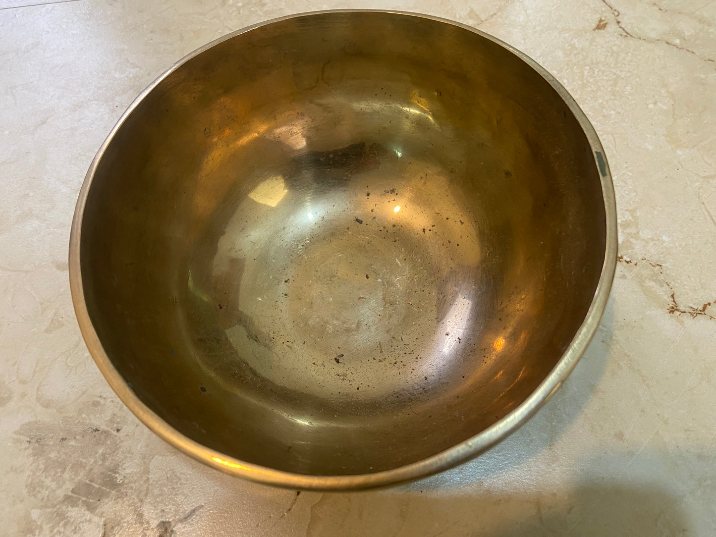 C Note Singing Bowl – 3rd Octave Golden Tibetan Sound Bowl for Healing & Meditation