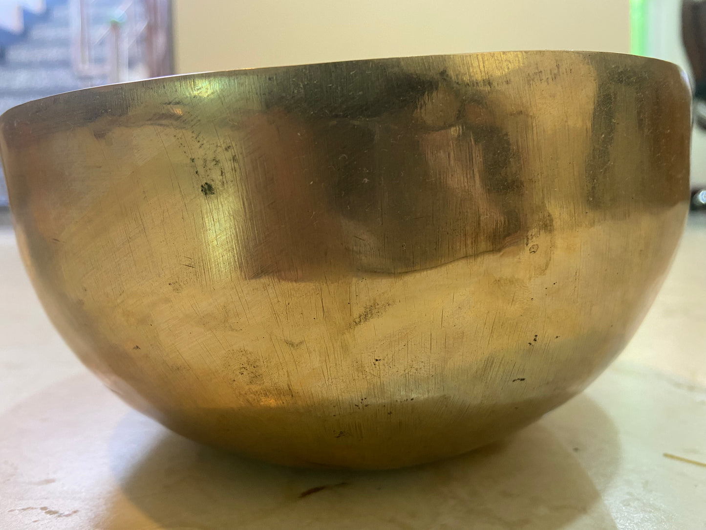 C Note Singing Bowl – 3rd Octave Golden Tibetan Sound Bowl for Healing & Meditation