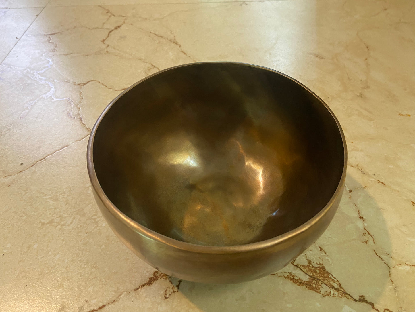 Full Chakra Singing Bowl Set – A B C D E F G Notes Gray Crystal Sound Bowls for Healing, Meditation & Yoga