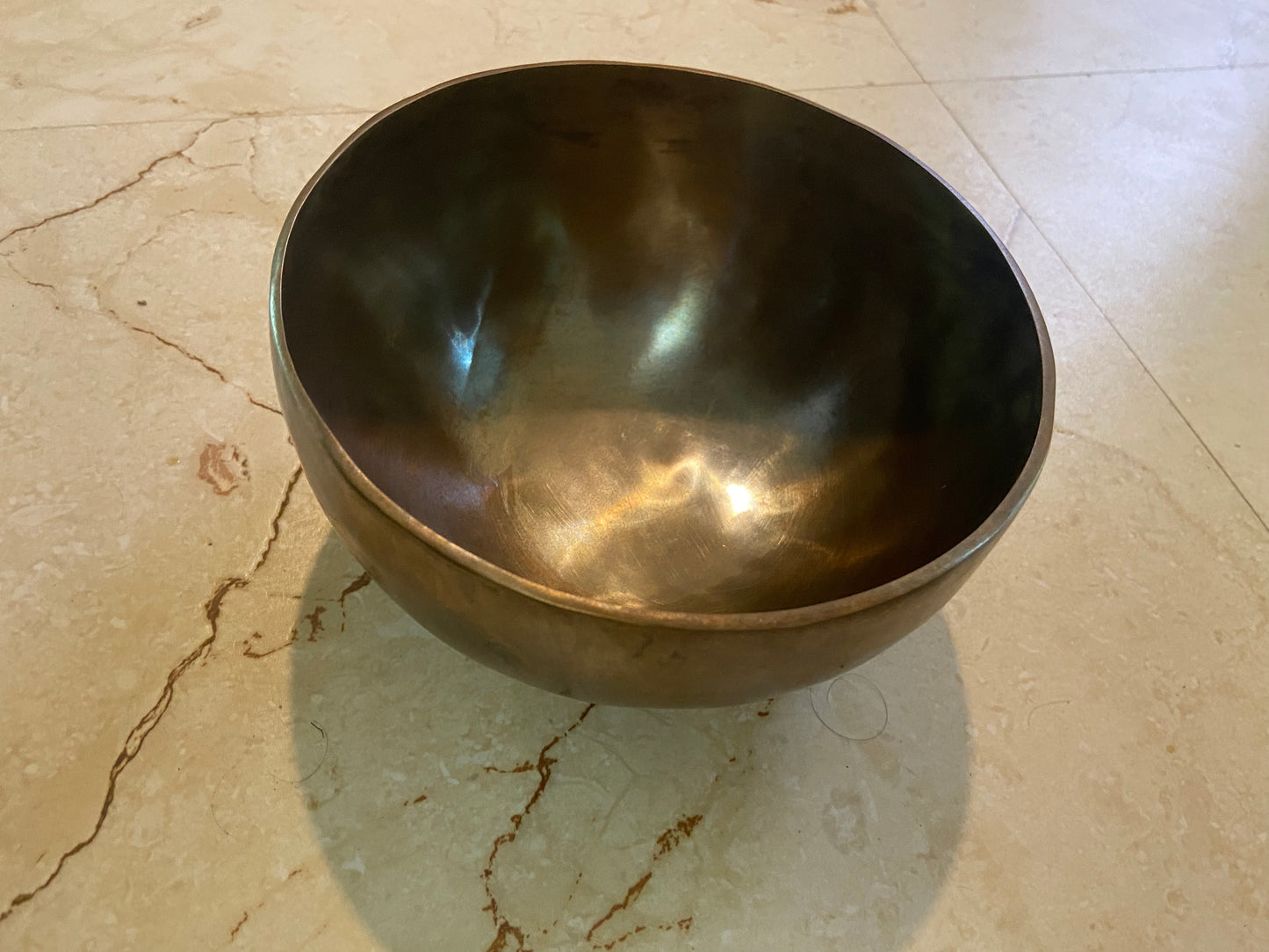 Full Chakra Singing Bowl Set – A B C D E F G Notes Gray Crystal Sound Bowls for Healing, Meditation & Yoga