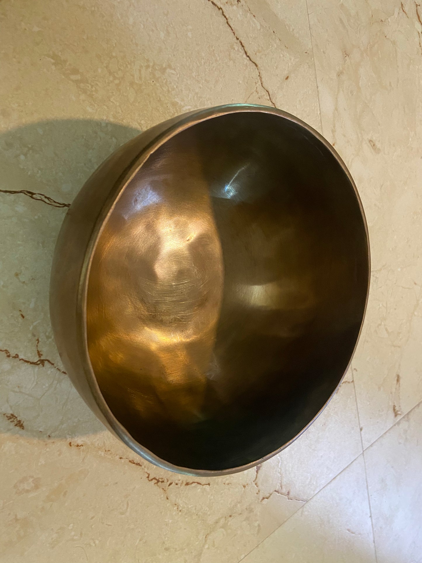 Full Chakra Singing Bowl Set – A B C D E F G Notes Gray Crystal Sound Bowls for Healing, Meditation & Yoga