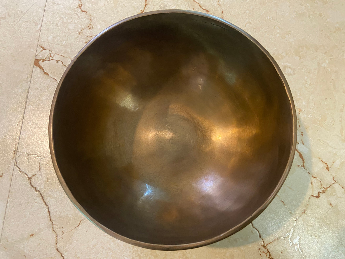 E Note Singing Bowl – Gray Crystal Sound Bowl for Solar Plexus Chakra, Confidence & Inner Strength