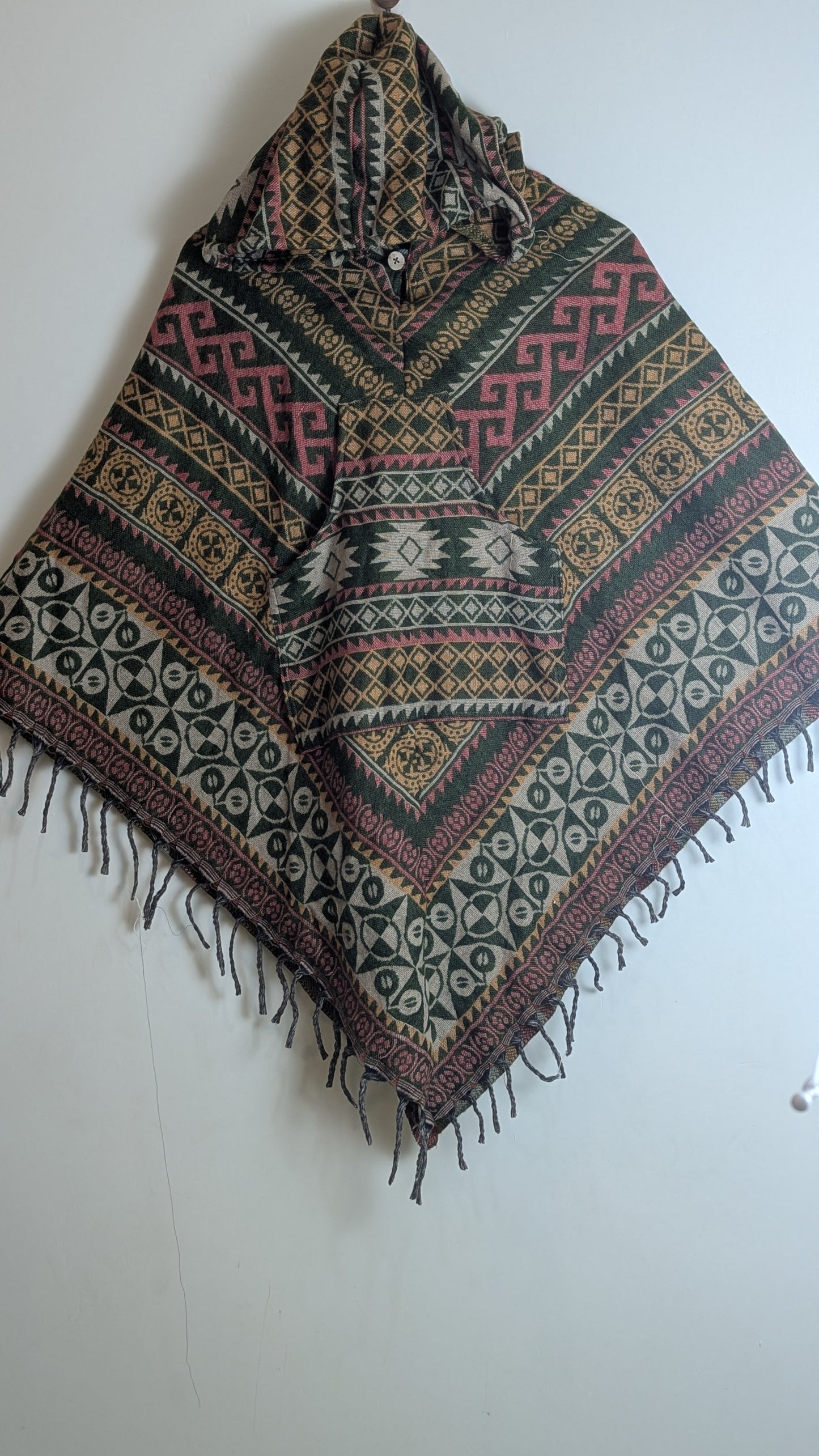 Artisan Maroon Geometric Hooded Poncho – Traditional Tribal Print with Kangaroo Pocket