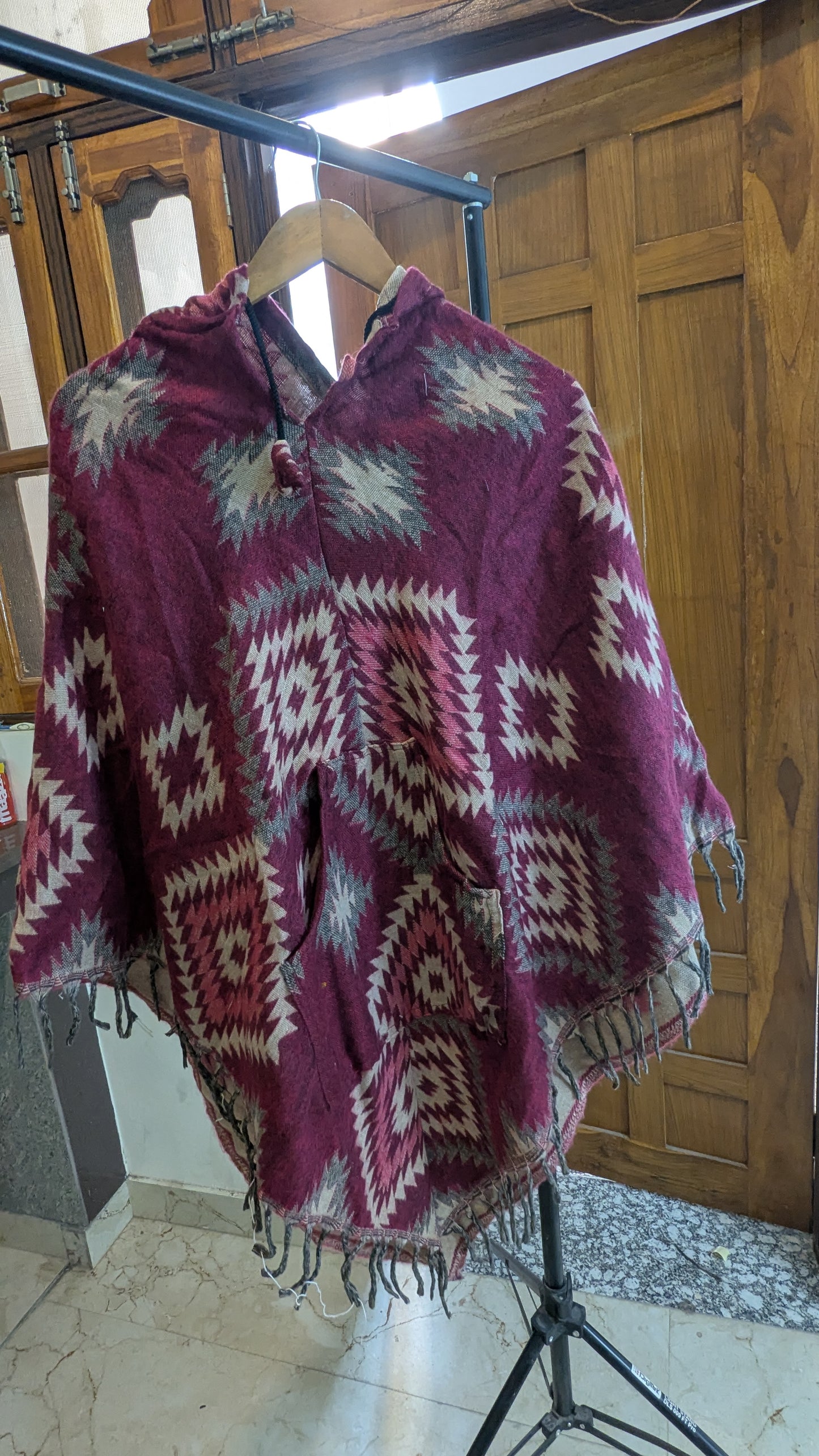 Handcrafted Hooded Woolen Poncho – Maroon Geometric Tribal Print with Kangaroo Pocket