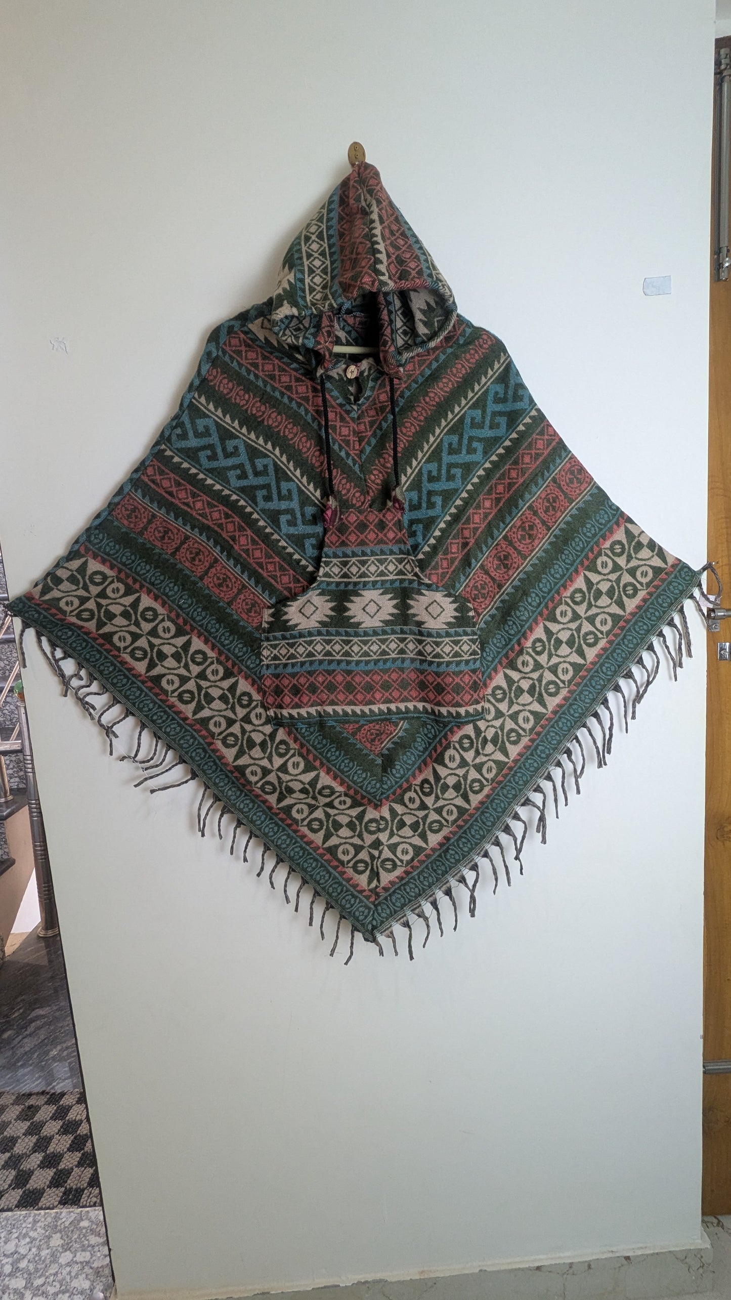 Handcrafted Himalayan Woolen Poncho – Tribal Geometric Pattern with Hood