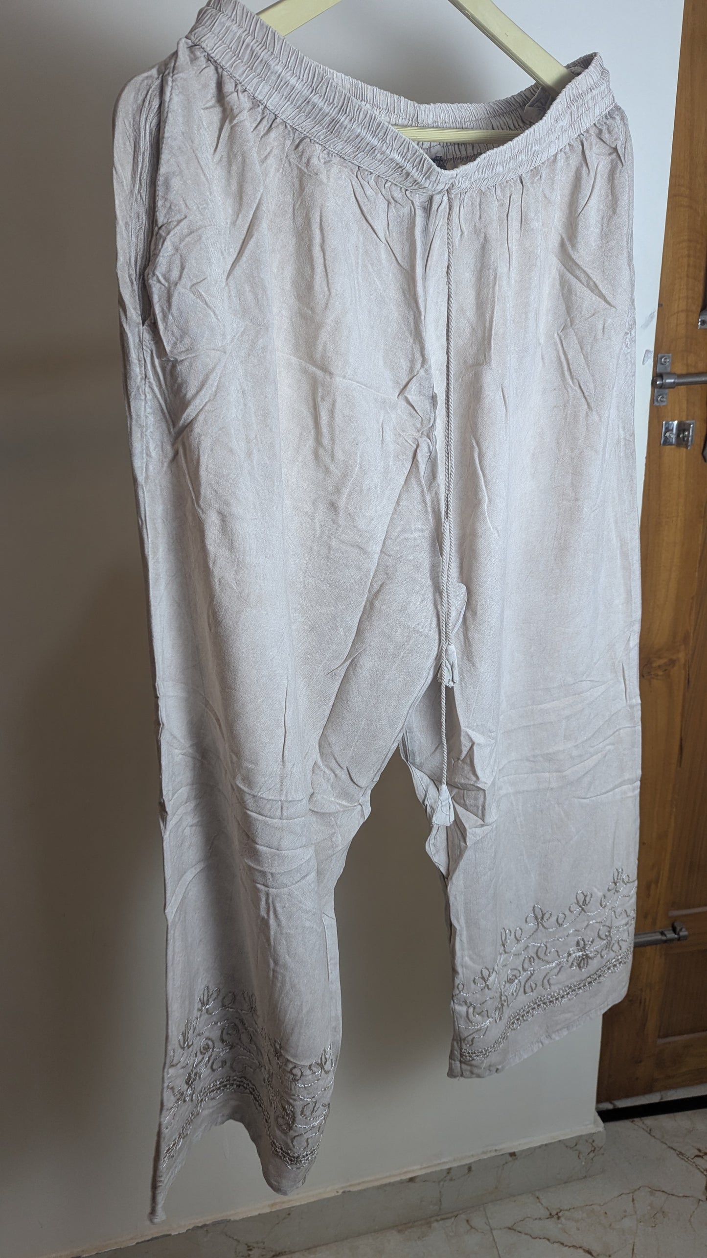 Pure Earth Artisanal Pajamas | 100% Breathable Light Grey Cotton