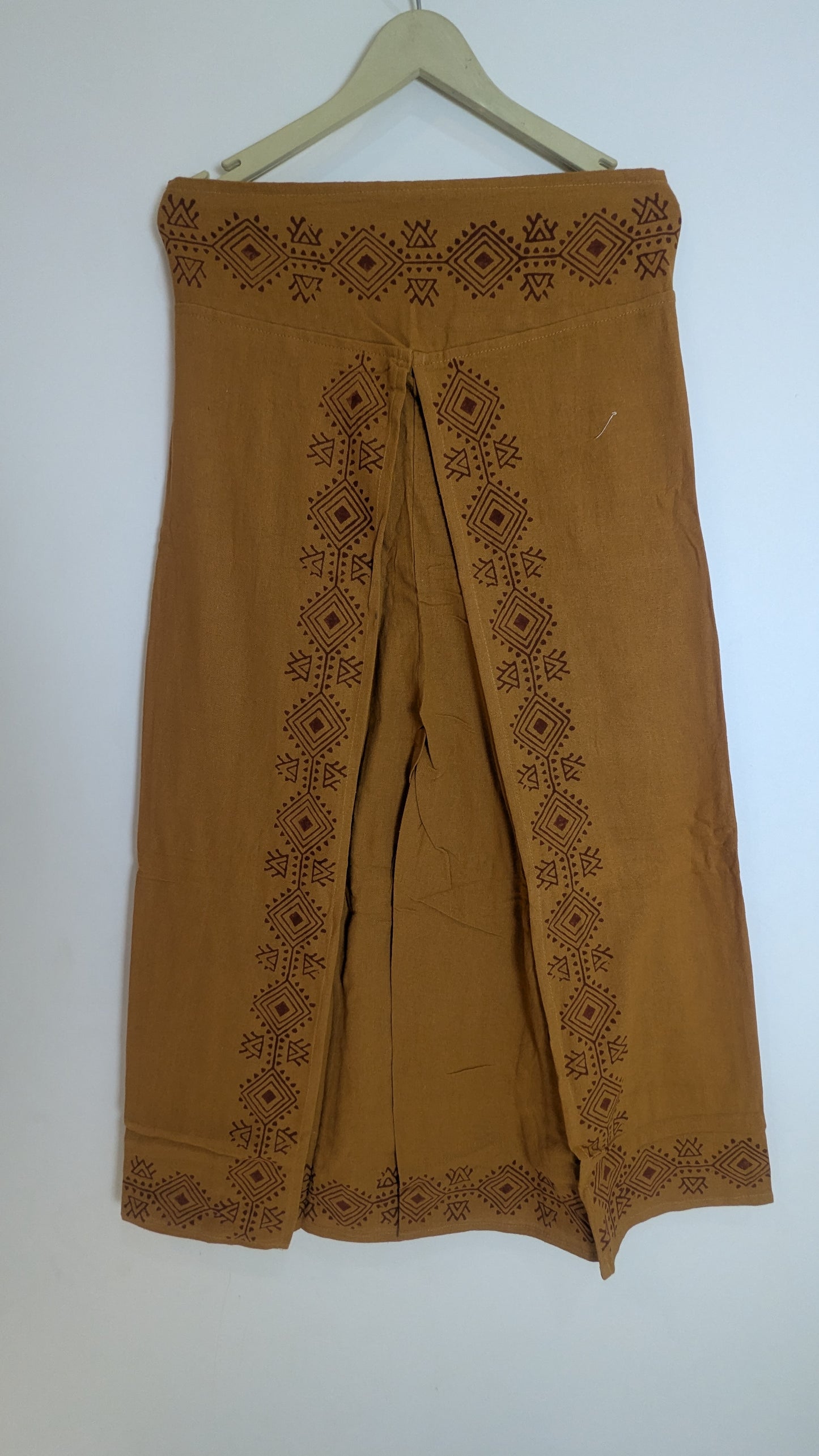 Artisanal Motif Mustard Linen-Blend Co-ord Set