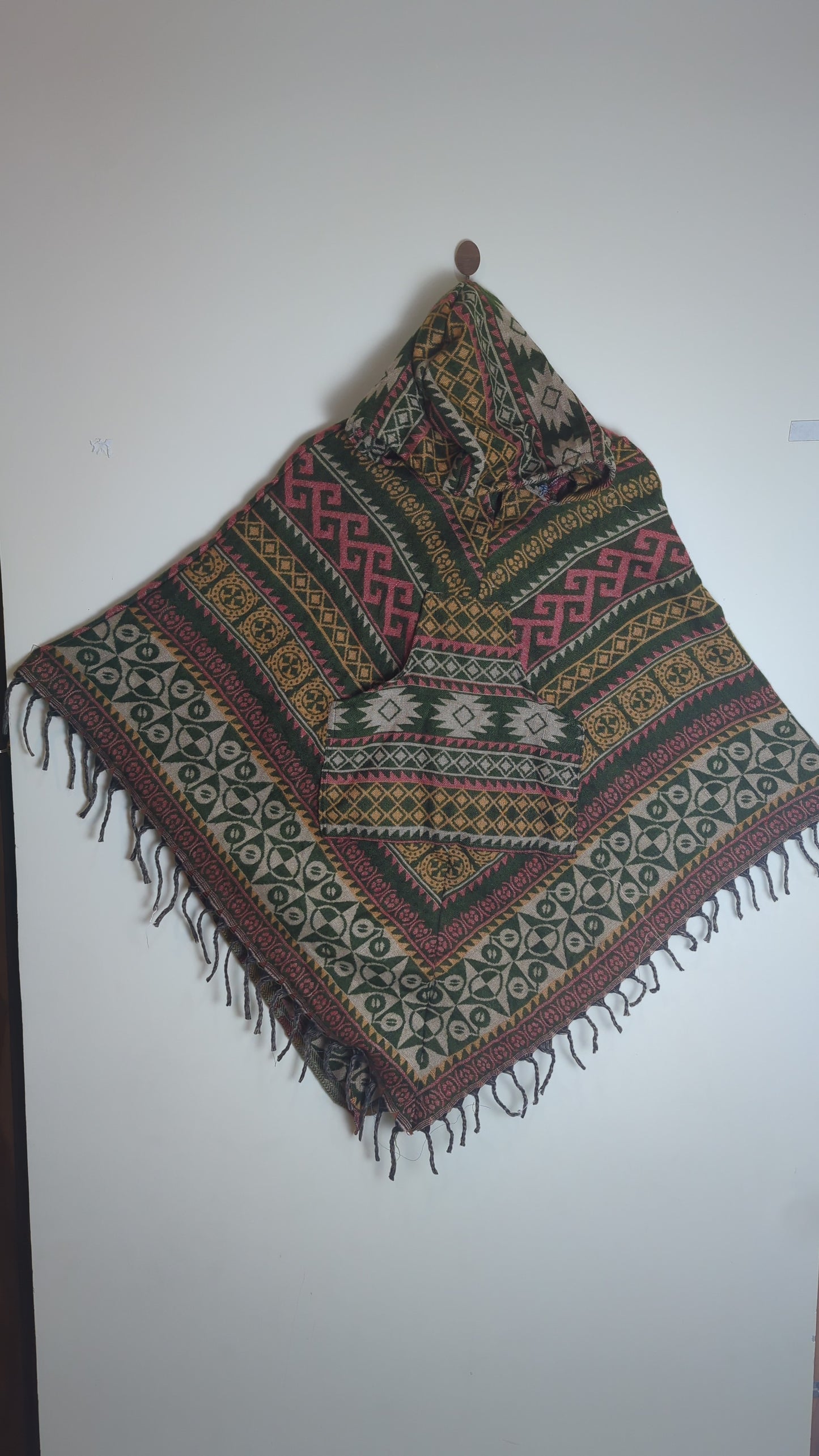 Forest Green Himalayan Heritage Hooded Poncho – Earth-Tone Geometric Tribal Wrap